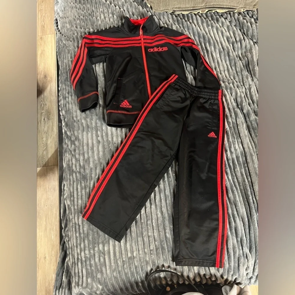 Adidas-Running Suit​​​